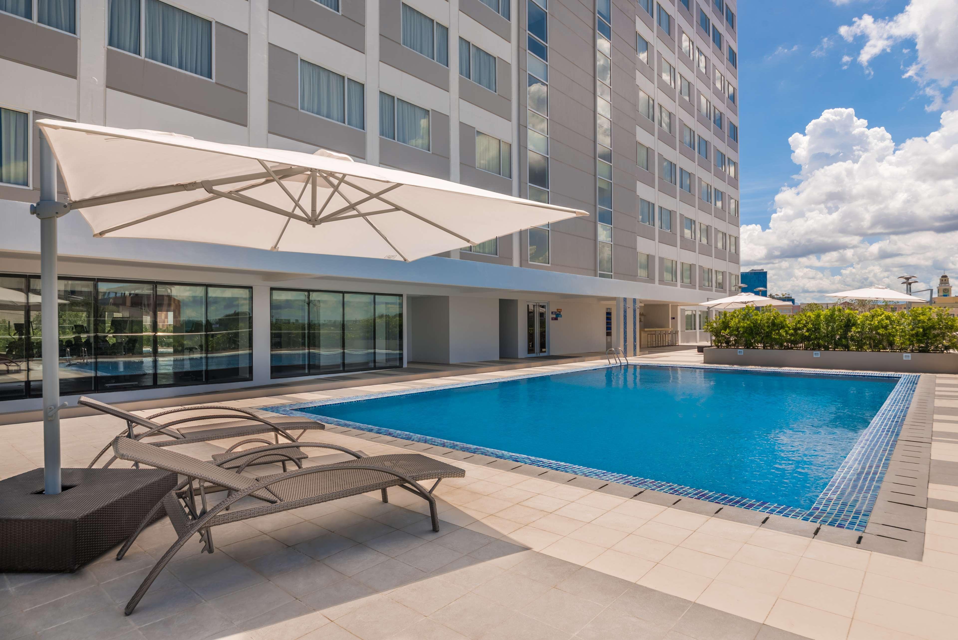 Park Inn By Radisson Iloilo ภายนอก รูปภาพ
