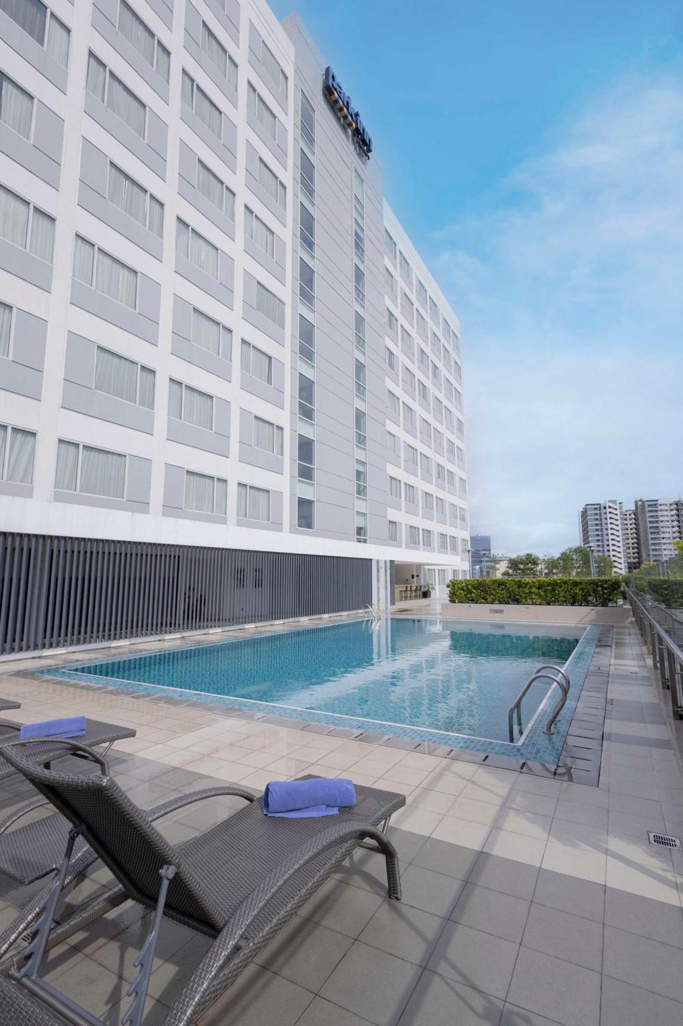 Park Inn By Radisson Iloilo ภายนอก รูปภาพ